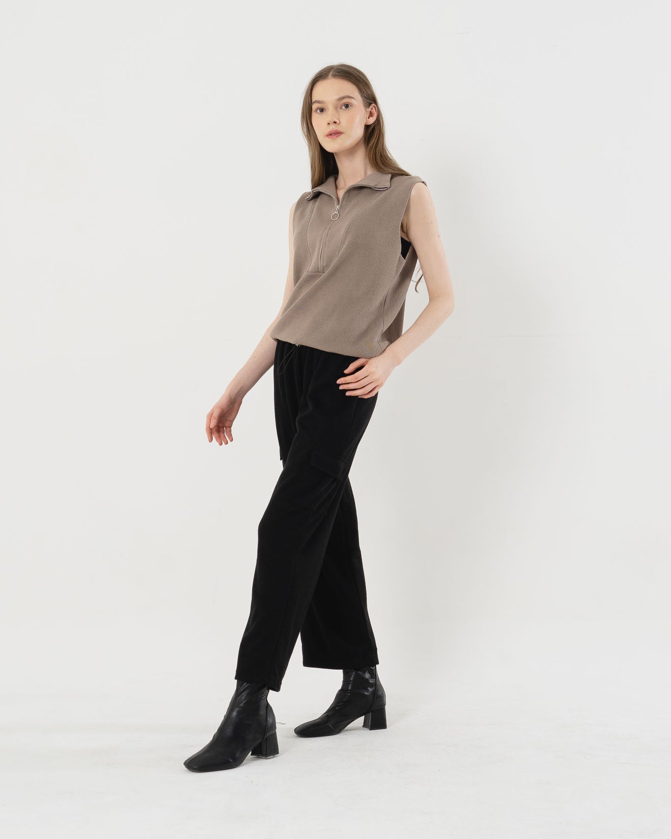 Callas Zipper Collared Taupe Top - 187379