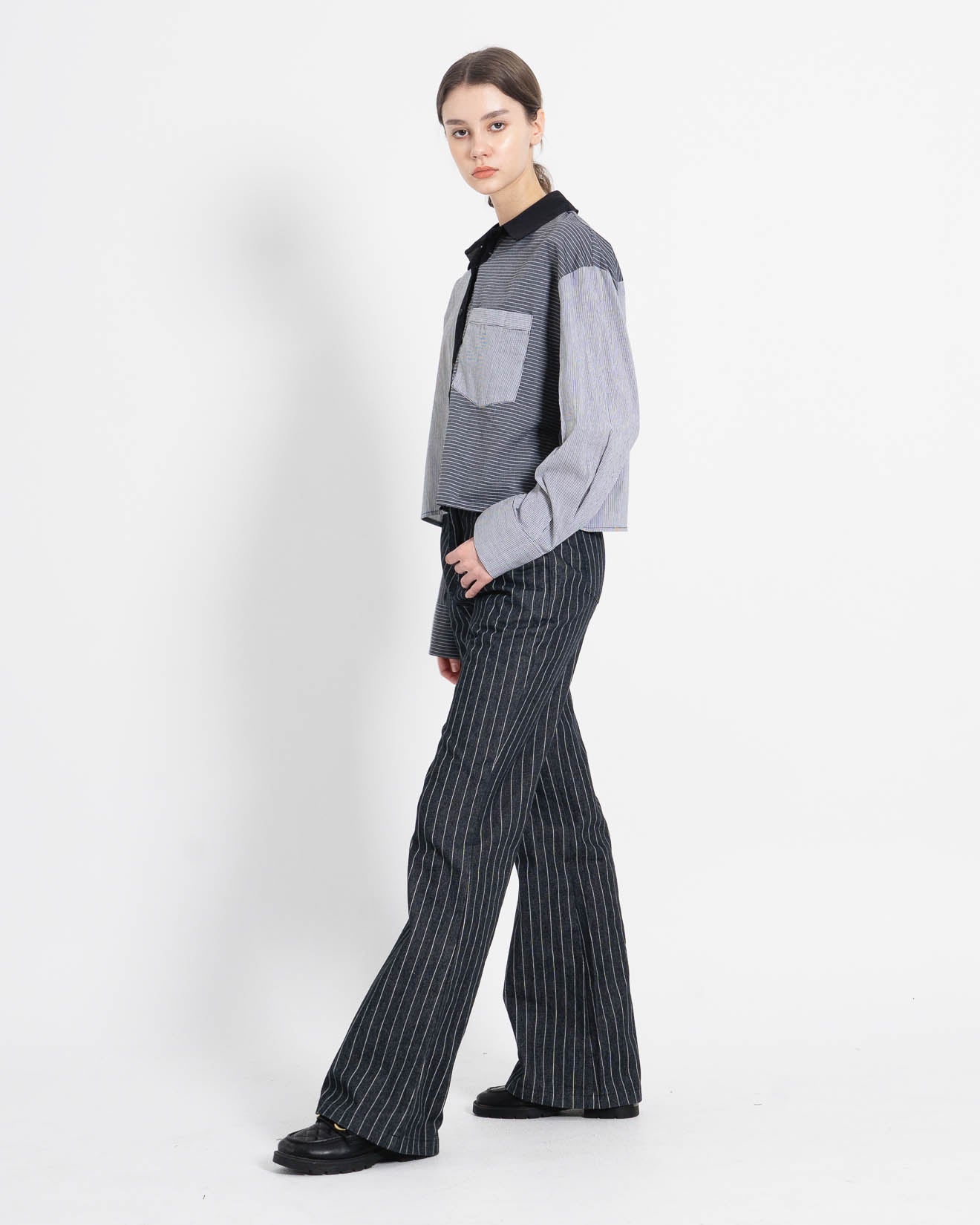 Lucia Crop Mixed Stripe Black Shirt – Atasan Crop Wanita - 188414