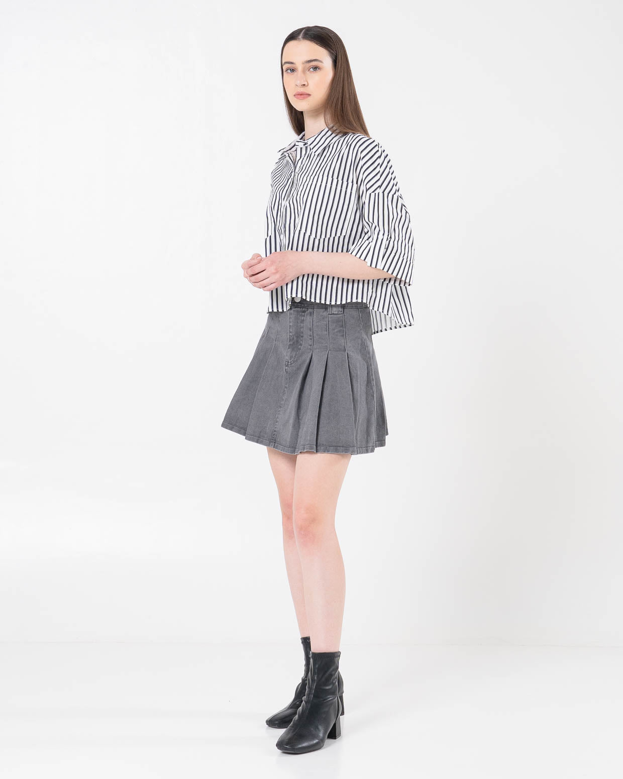 Alea Stripped Crop Navy Shirt  - Atasan Wanita Kekinian - 189228