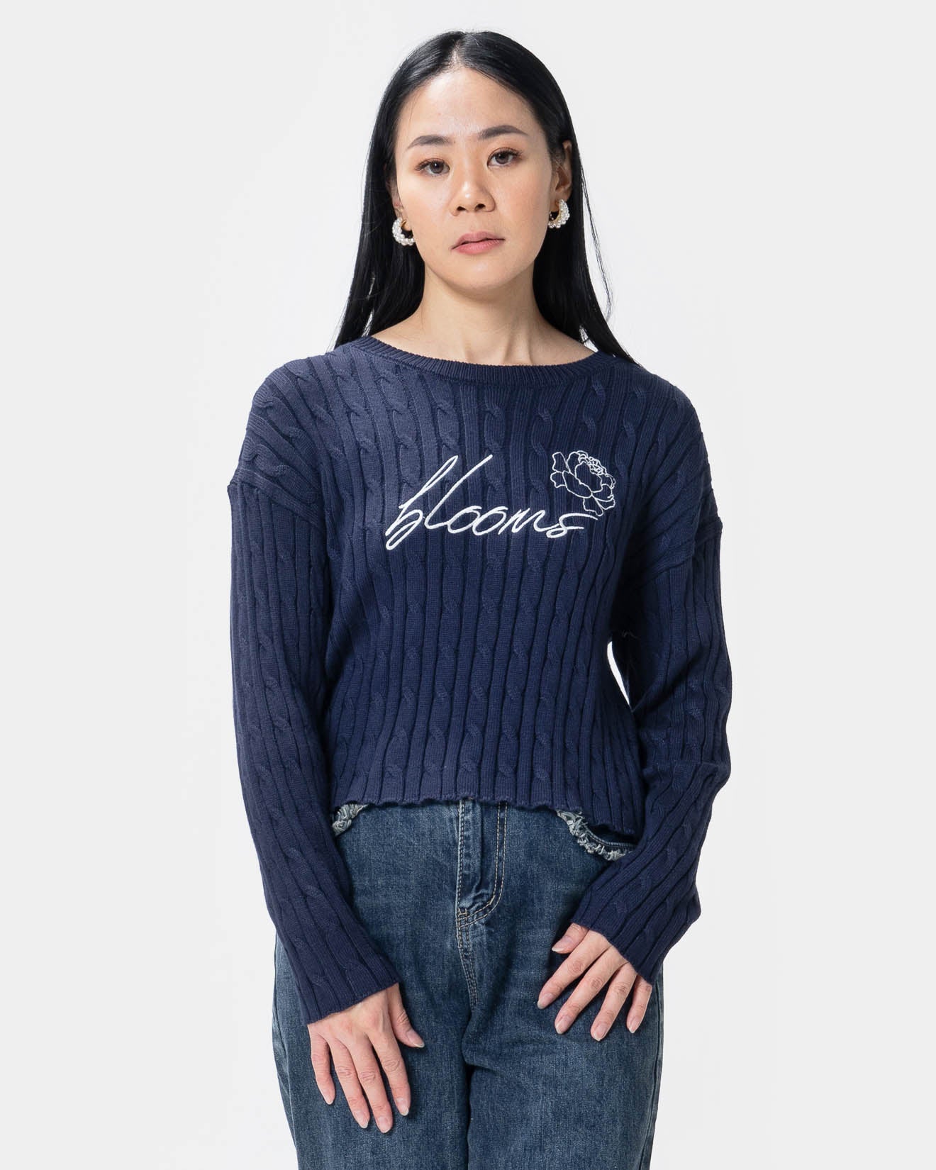 She Blooms - EA Eva Embroidery Cable Navy Sweater - Sweater Wanita Kekinian - 189334