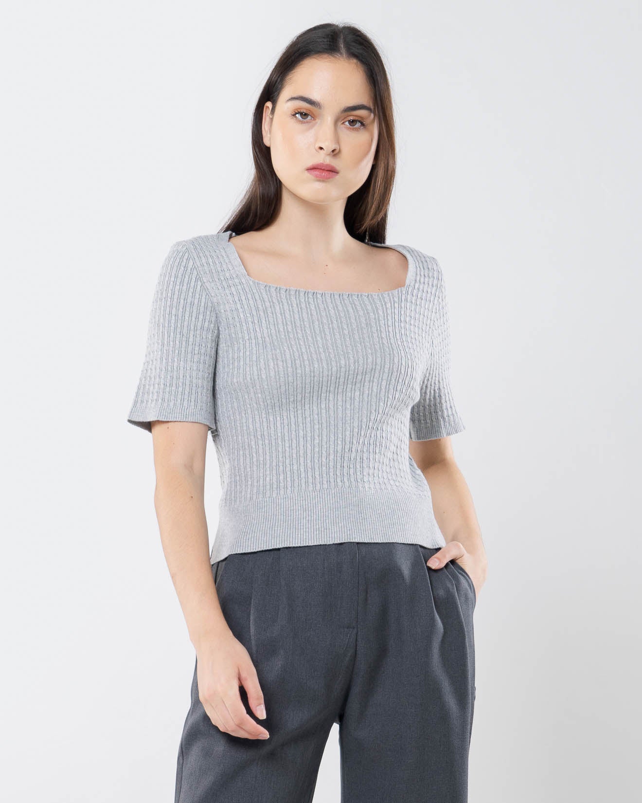 Beluna Square Knit Grey Top – Atasan Rajut Wanita - 189364