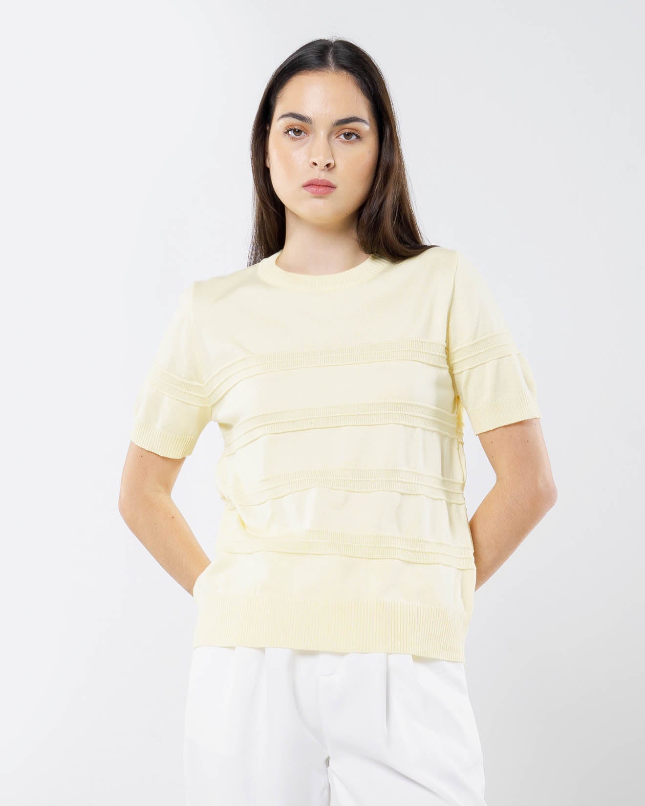 Naomi Knit Textured Yellow Top – Atasan Wanita Lengan Pendek - 189367