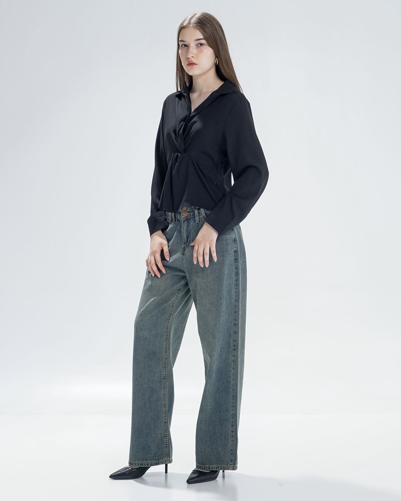 Mimosa Fitted Black Blouse - Atasan Wanita Kekinian Lengan Panjang - 189435