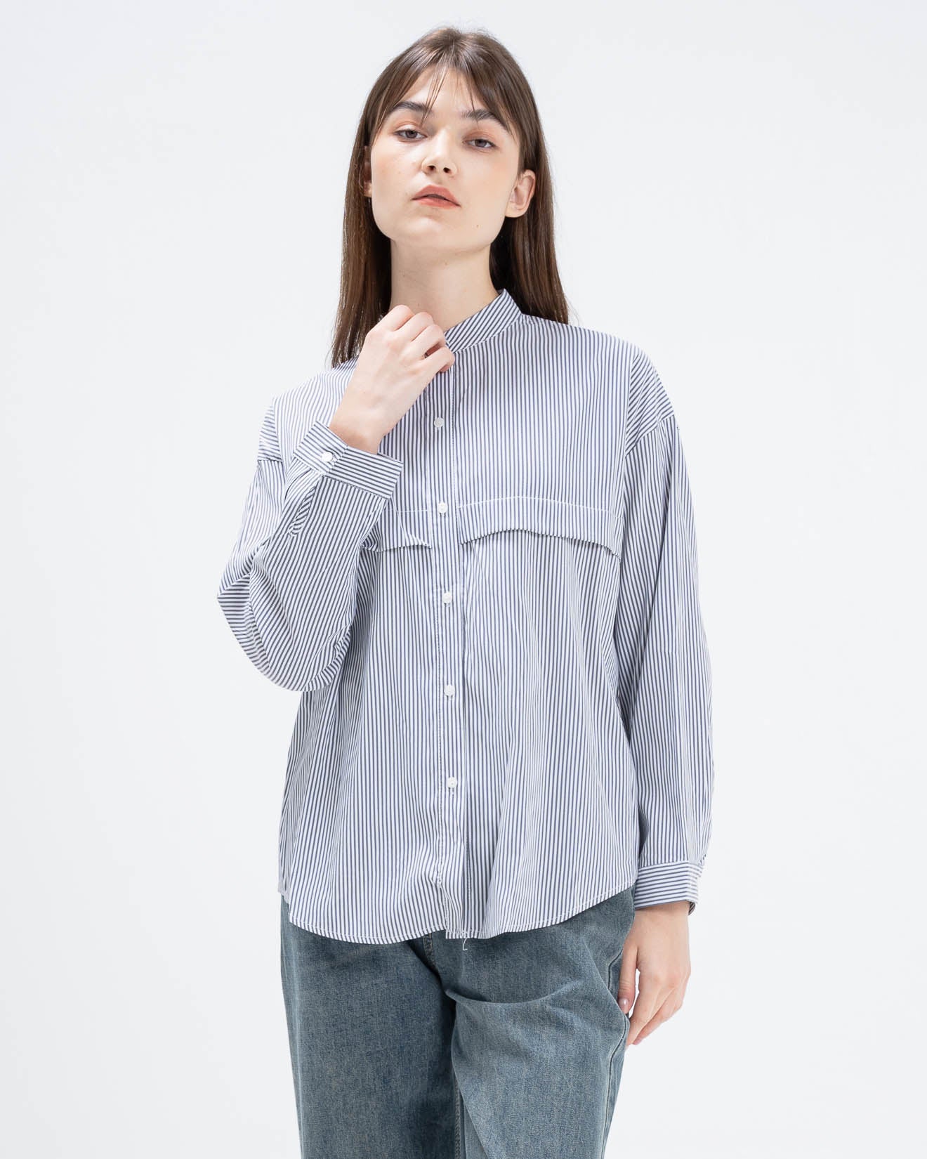 Yerin Striped Oversized Grey Shirt – Kemeja Wanita Lengan Panjang - 189445