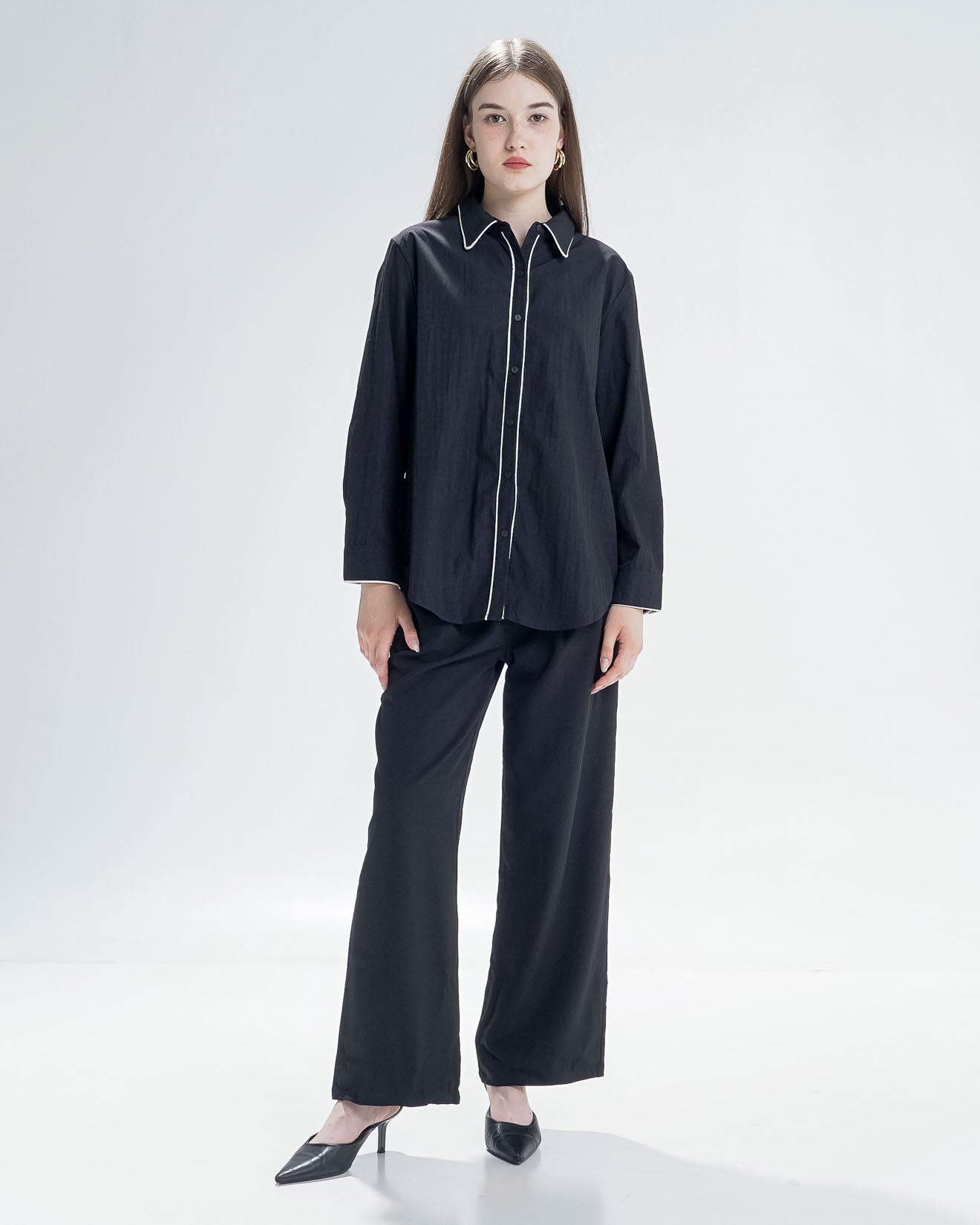 Ghyan Oversized Black Shirt – Atasan Wanita Kekinian Lengan Panjang - 189471