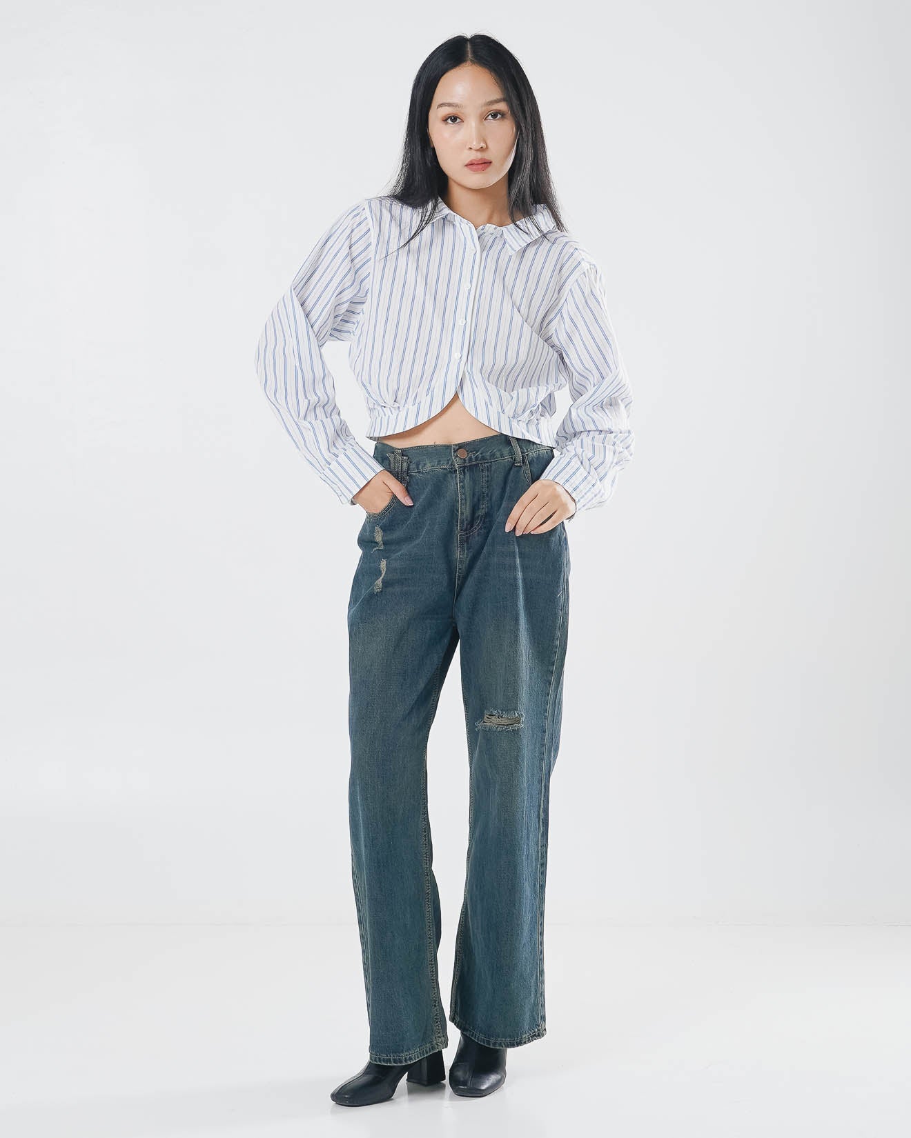 Michelle Striped Crop Blue Shirt – Baju Atasan Kemeja Wanita Casual - 189708