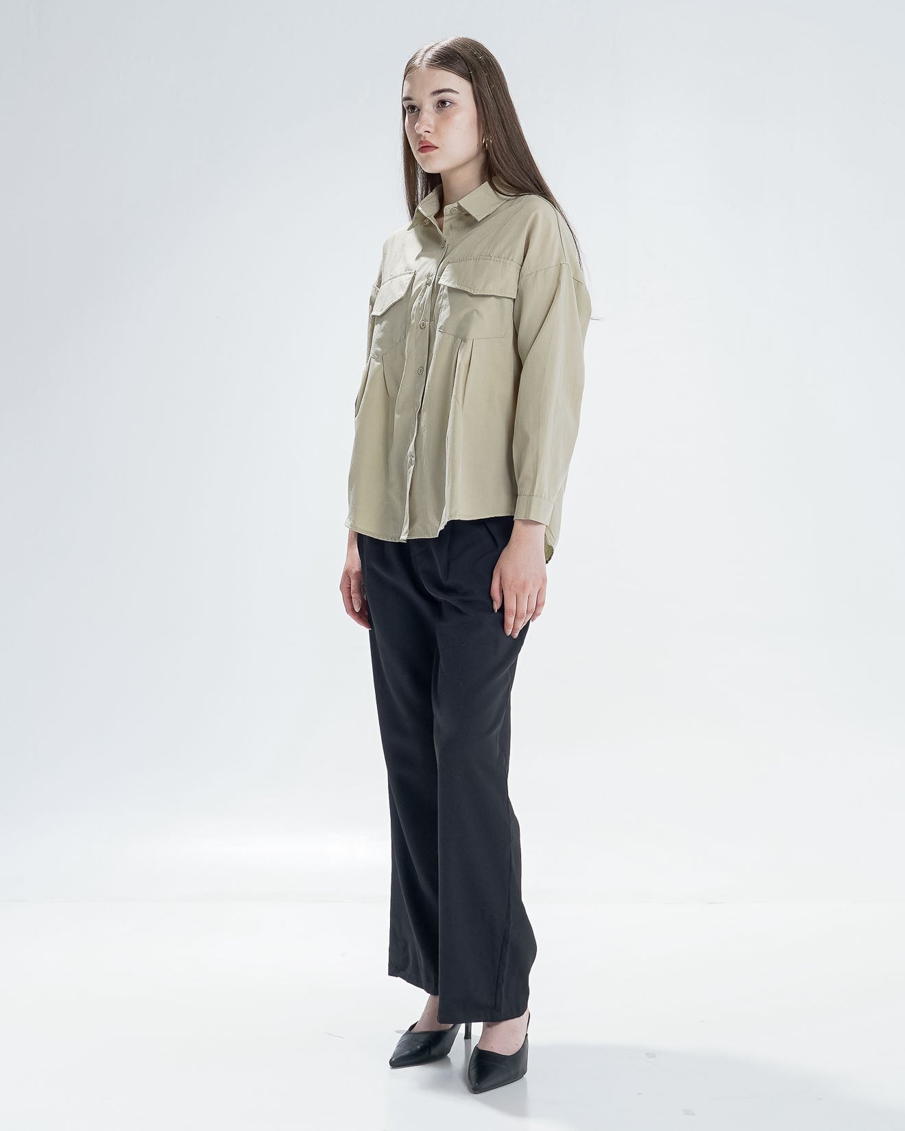 Jaela Oversized Sage Shirt – Kemeja Wanita Lengan Panjang - 189940