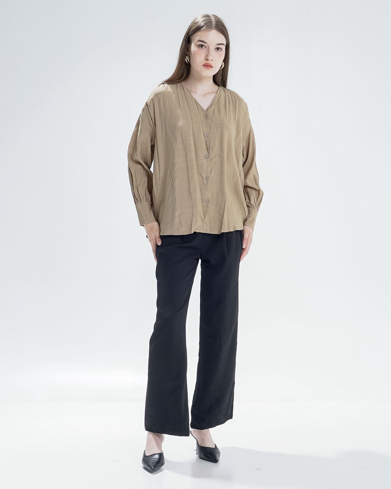 Blaise Oversized Brown Blouse – Atasan Wanita Lengan Panjang - 189948