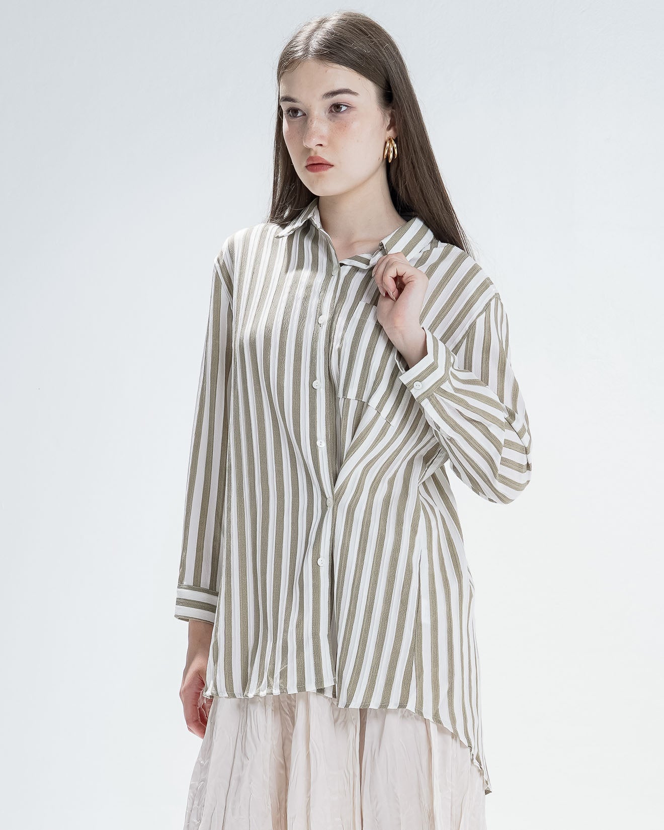 Derya Striped Oversized Brown Shirt – Kemeja Wanita Casual Hijab Friendly - 189960