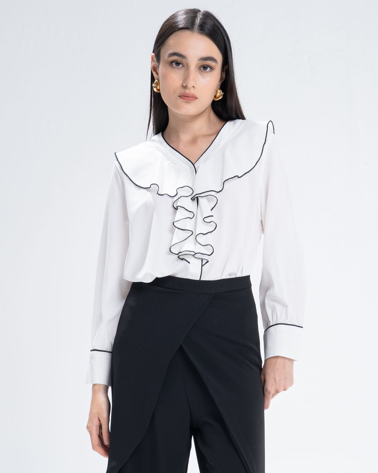 The Stage 18 Blouse White - Atasan Wanita Lengan Panjang - 190919