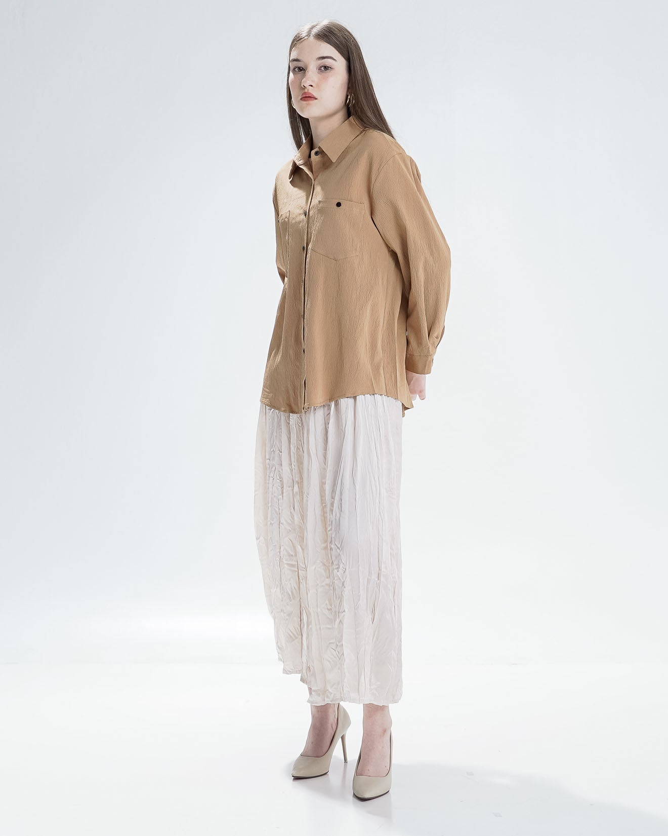 Milley Textured Brown Shirt – Kemeja Wanita Kekinian Lengan Panjang - 190931