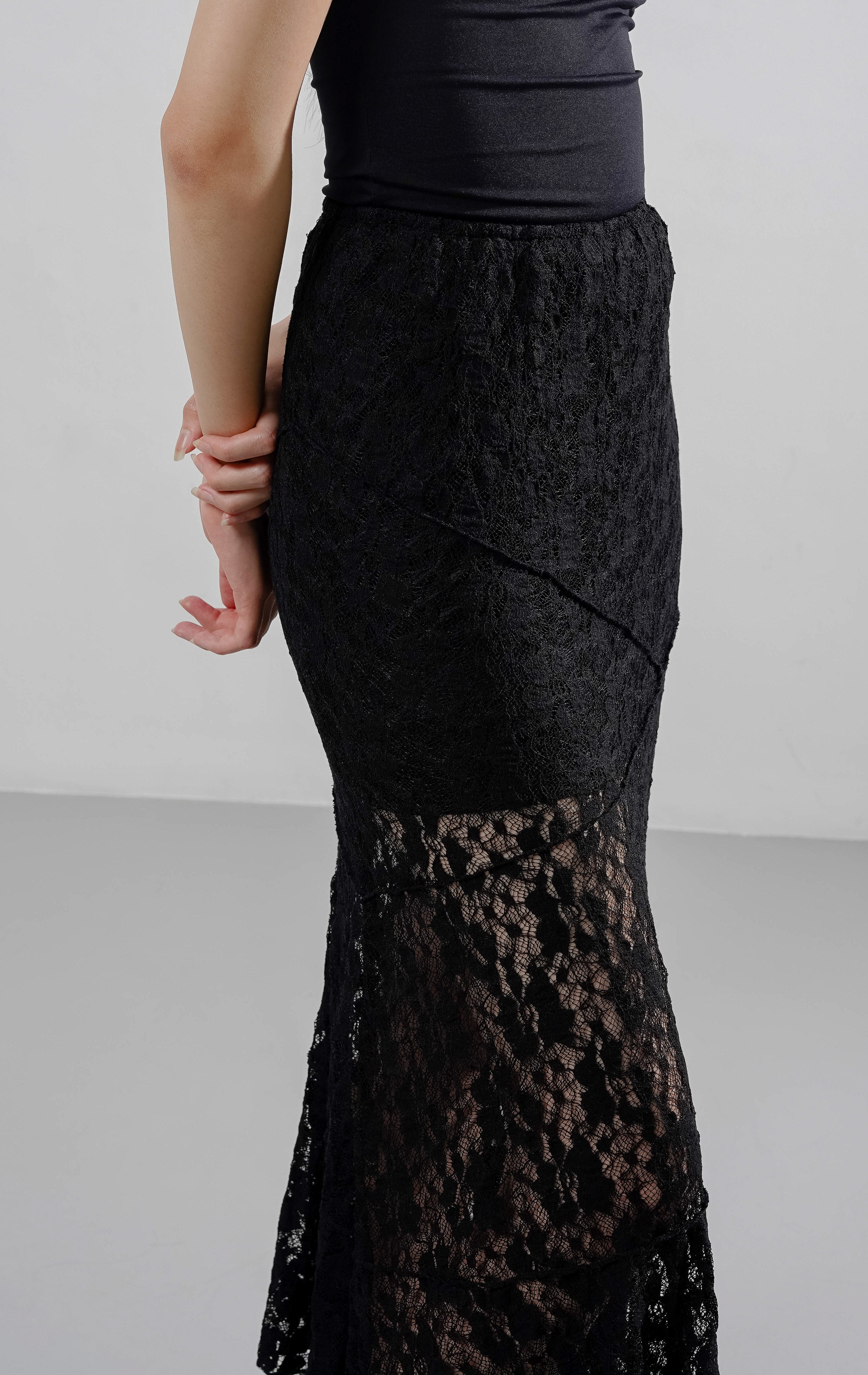 ES Illusion Skirt Black
