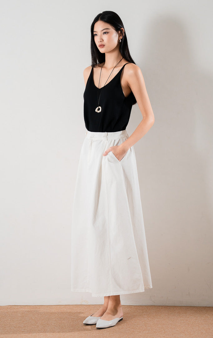 Almira Skirt White