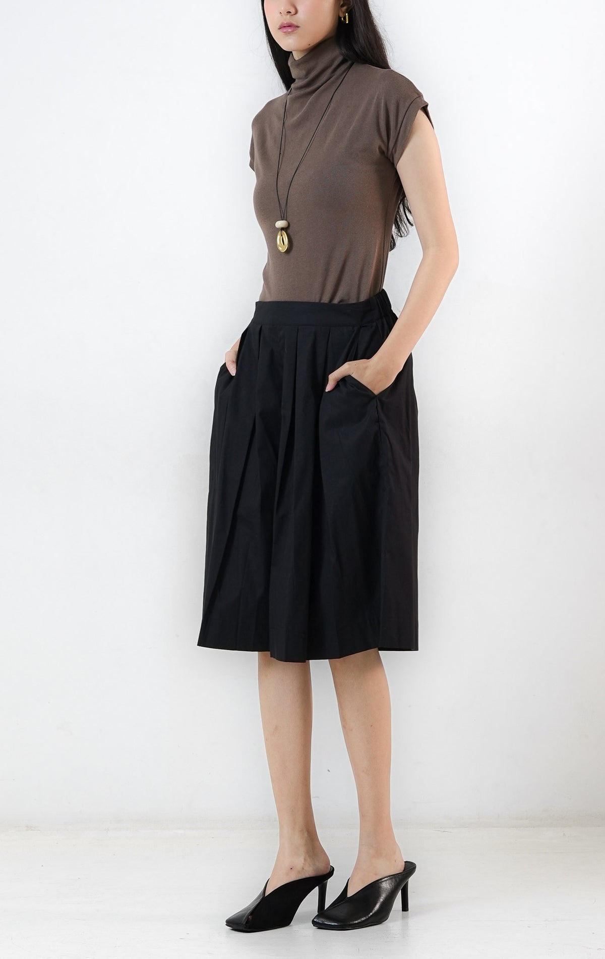 Avila Pants Black