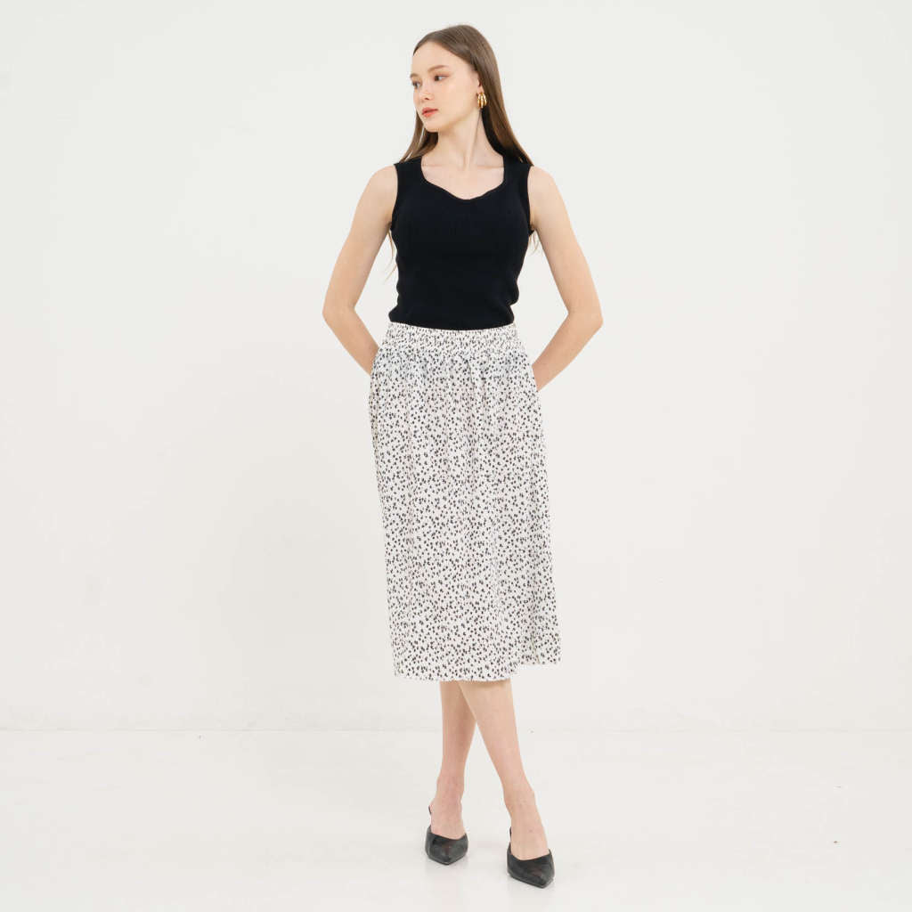 Minji Pattern Pleats A-Line White Skirt – Rok Wanita - 288406