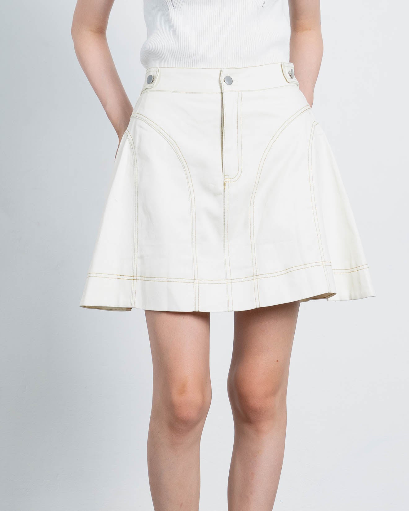 Acha Sinaga – Cayden A-Line Ivory Denim Skort – 288918