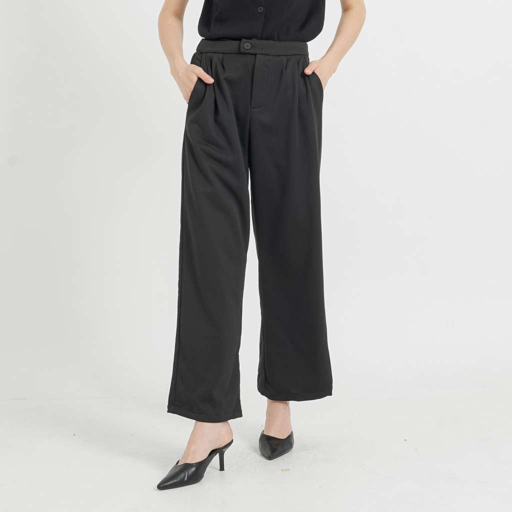 Ivana Oversized  Cotton Black Pants - Celana Panjang Wanita - 288931