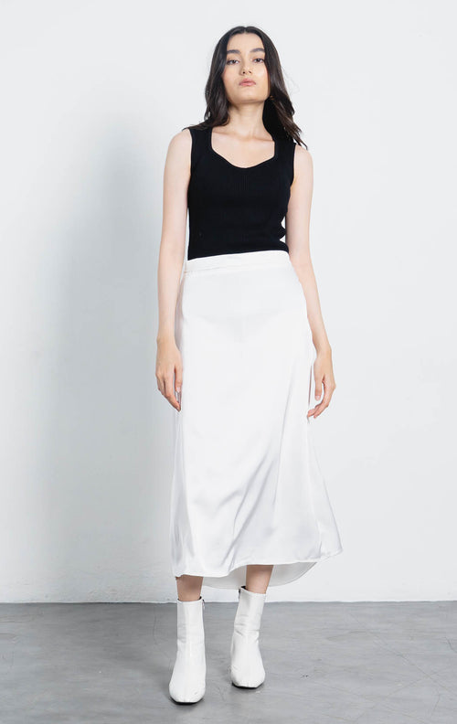 Acha Sinaga – Kristela Satin A-Line White Skirt – 288951