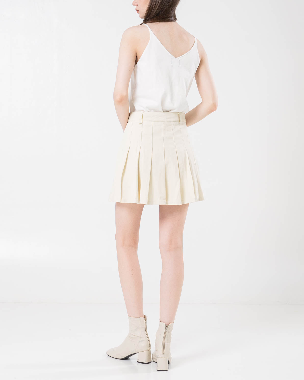 Lana Denim Pleats Ivory Skort – Skort Casual Wanita - 289507