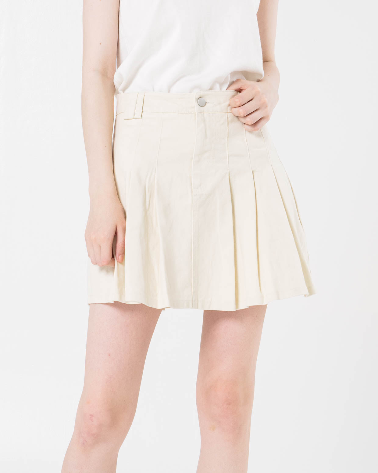 Lana Denim Pleats Ivory Skort – Skort Casual Wanita - 289507