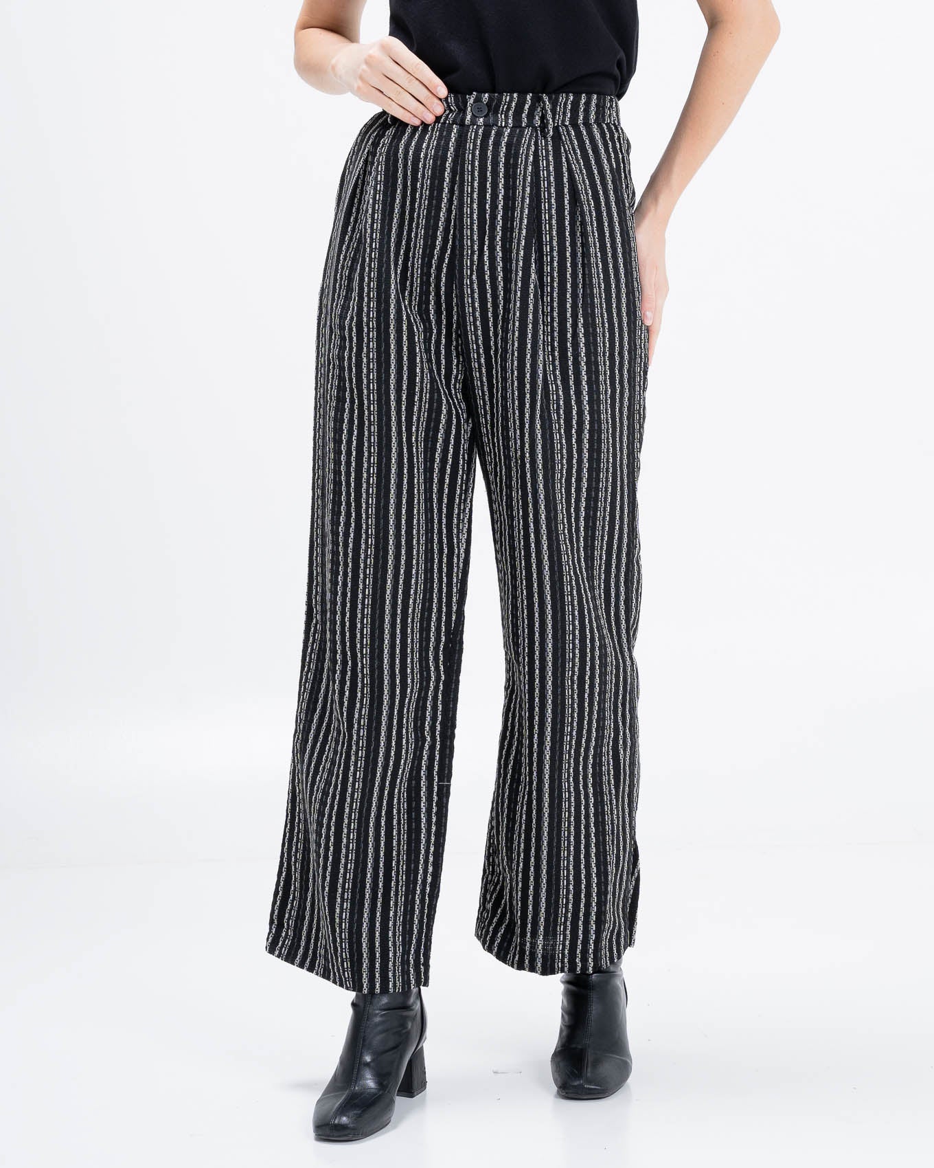 Yurike Stripe Tweed Black Stripped Pants - Celana Panjang Kulot Wanita - 289703