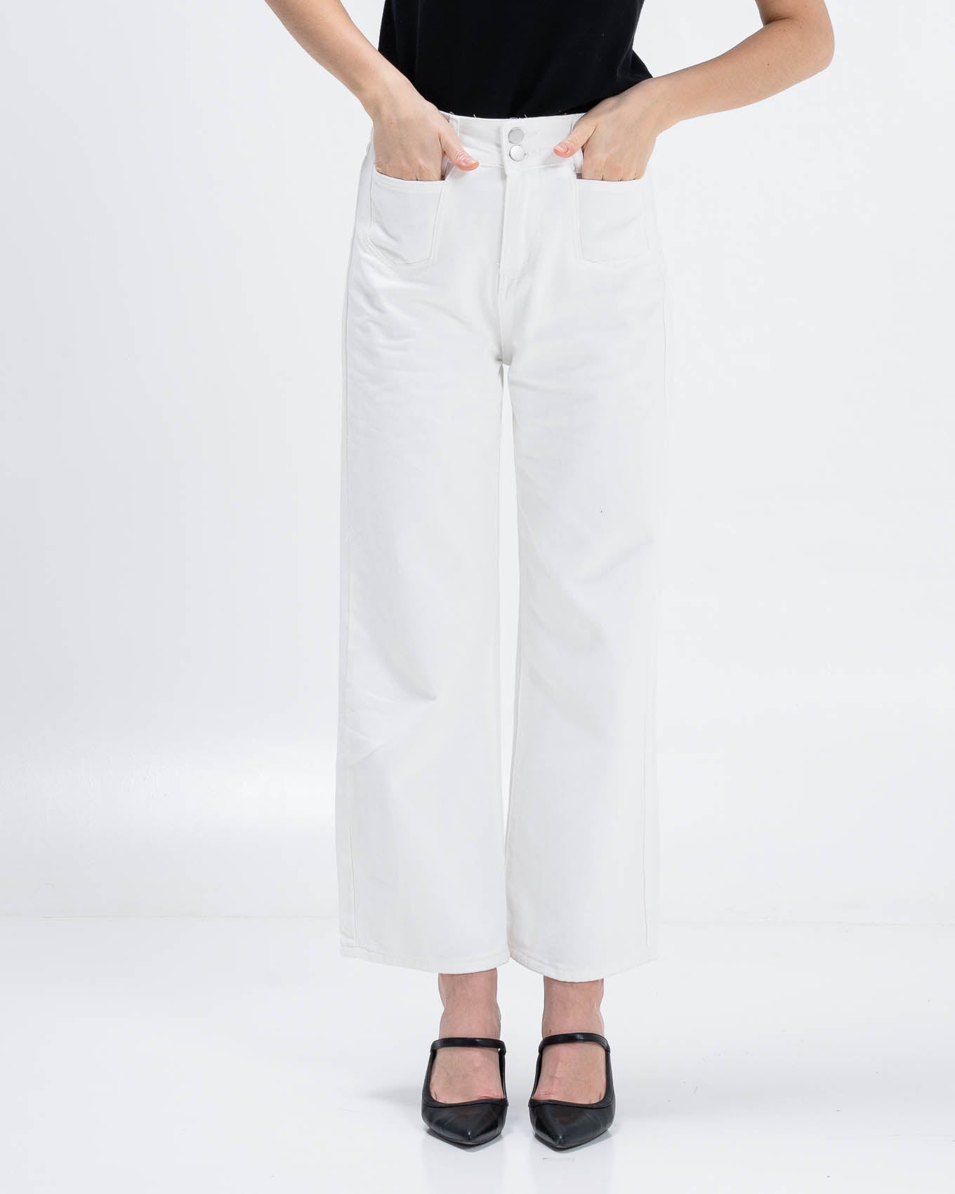 Lio Double Button White Denim Pants – Celana Panjang Wanita Casual - 289820