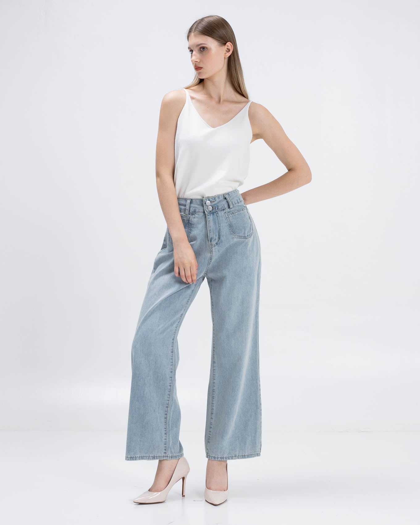 Lio Double Button Light Denim Pants – Celana Panjang Wanita Casual - 289822