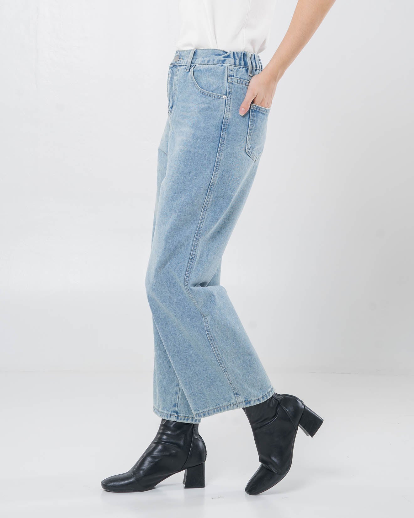 Lou Wide Light Denim Pants –Celana Panjang Jeans Wanita - 289832