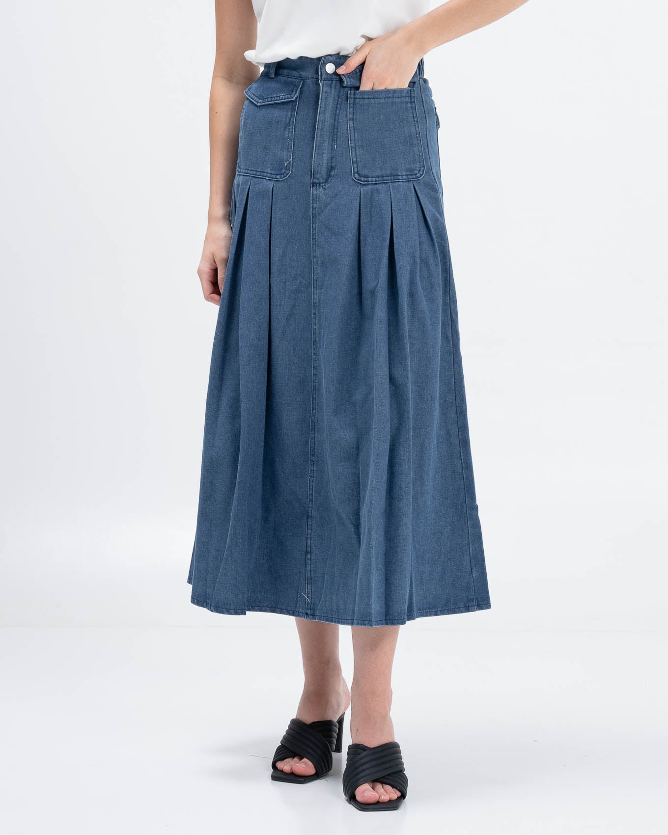 Trisha Boxy Denim Skirt – Rok Denim Casual Wanita - 289927