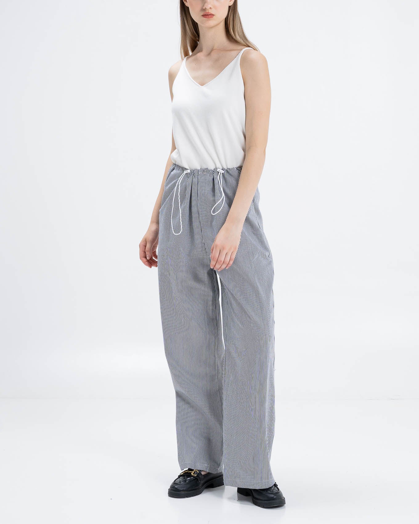 Caspian Stripped Cargo Black Pants – Celana Panjang Casual Wanita - 289934