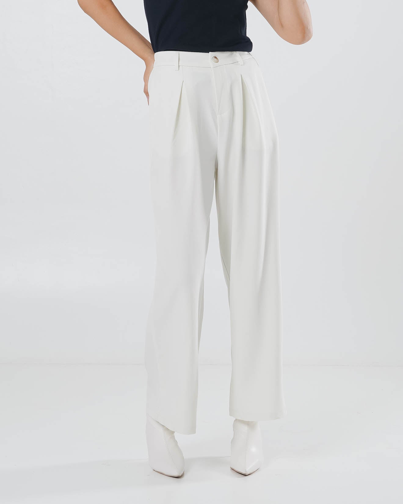 Flyn Oversized Wide Leg Ivory Pants – Celana Kulot Panjang Wanita - 289971