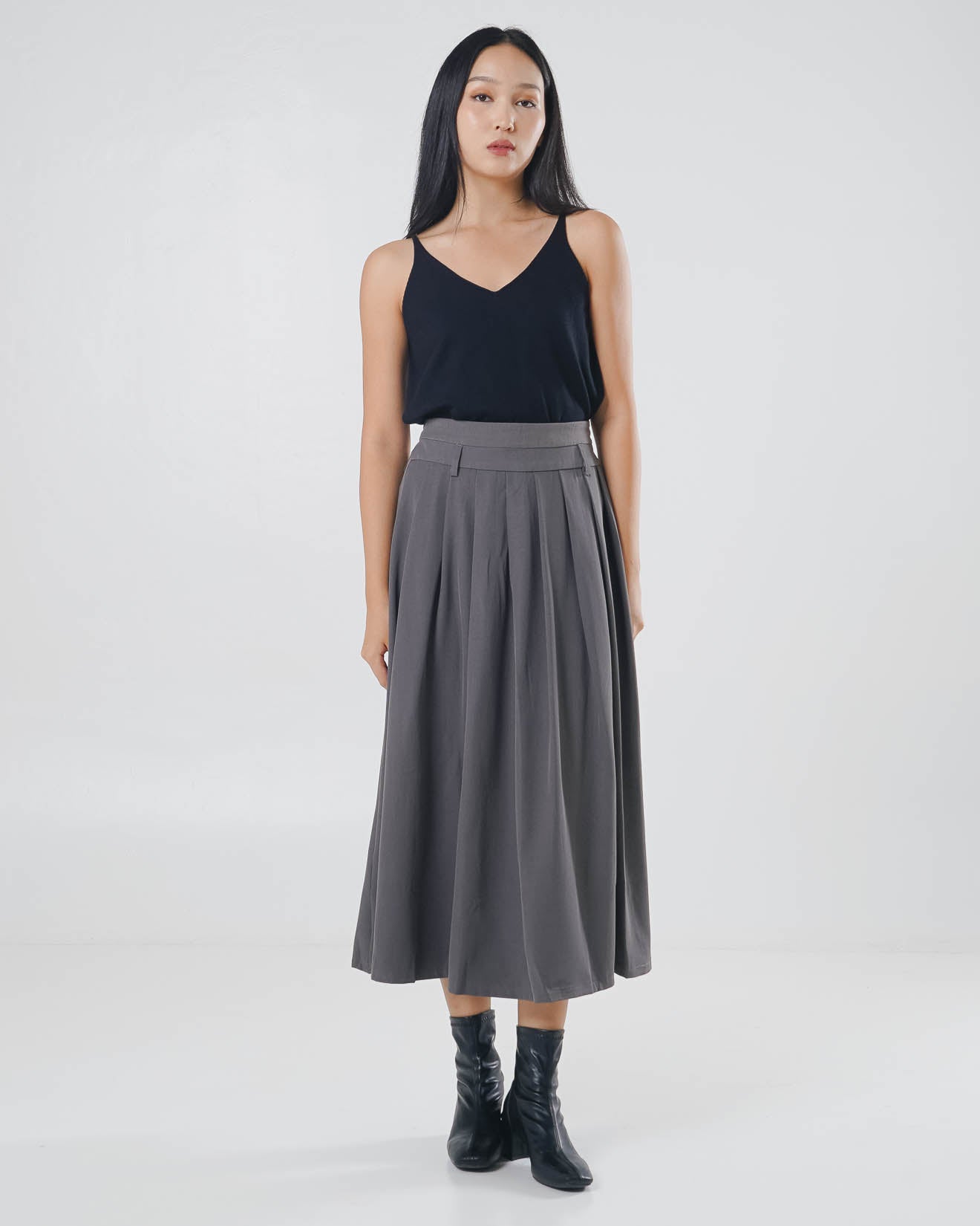 Elora Boxy Pleats Grey Skirt – Rok Casual Hijab Friendly -  289975