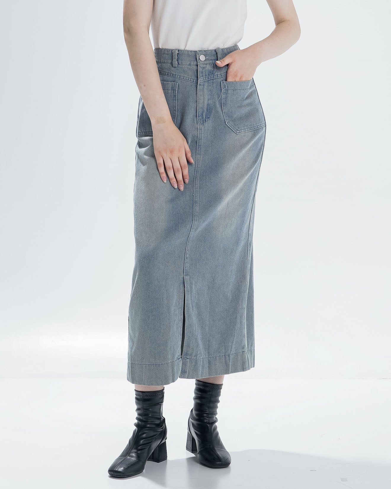 Otille Pockets Denim Skirt – Rok Jeans Wanita - 289994