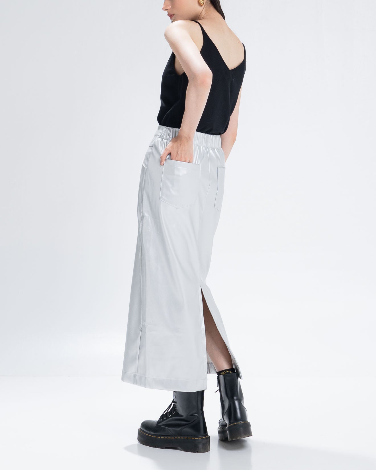 The Stage 26 Silver Skirt - Rok Midi Wanita Slit Leather Kekinian - 290900