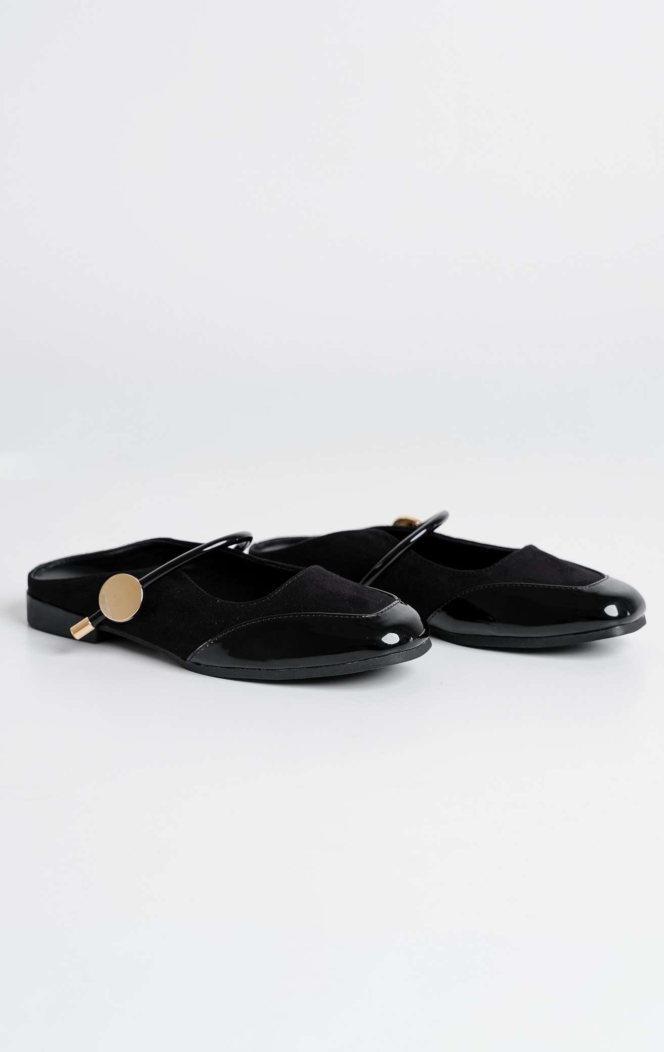 Maisie Flats Black
