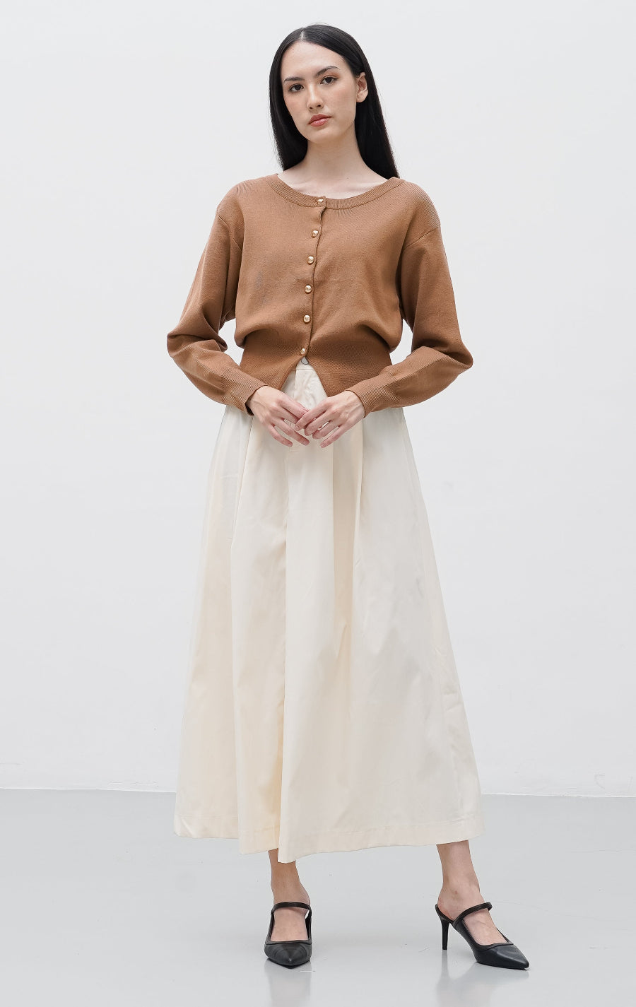 Riley Outer Brown