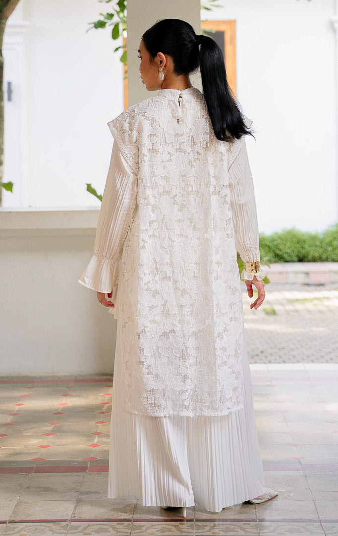 EID Aleeya Outer White