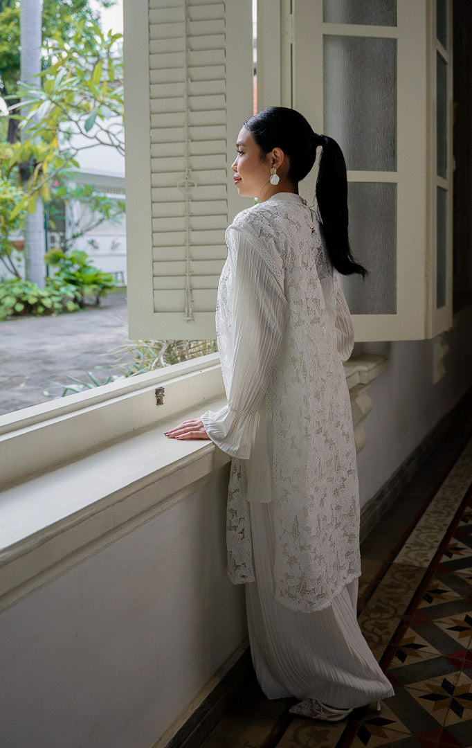 EID Aleeya Outer White