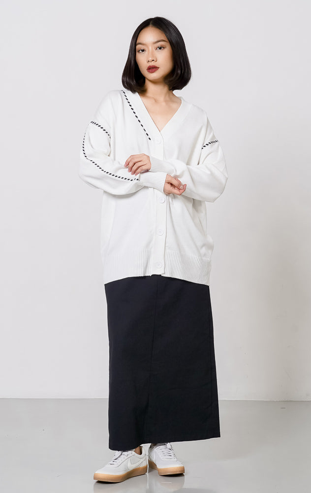 Naomi Cardigan White