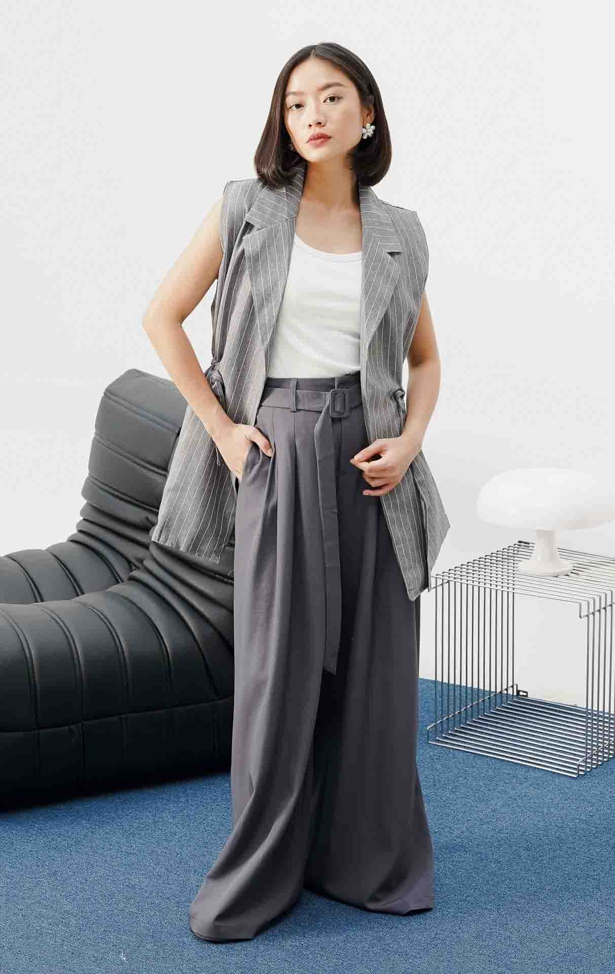 Viony Outer Grey