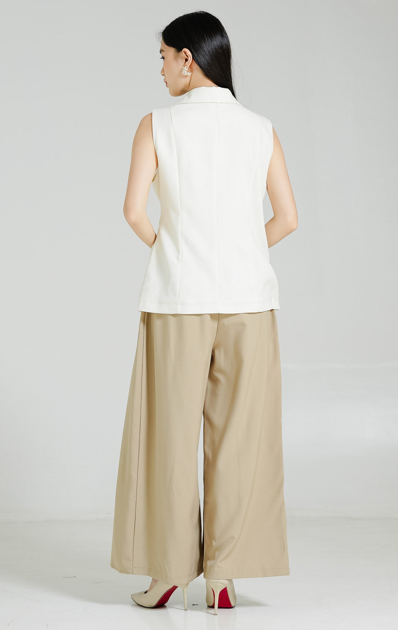 Quiney Vest Ivory