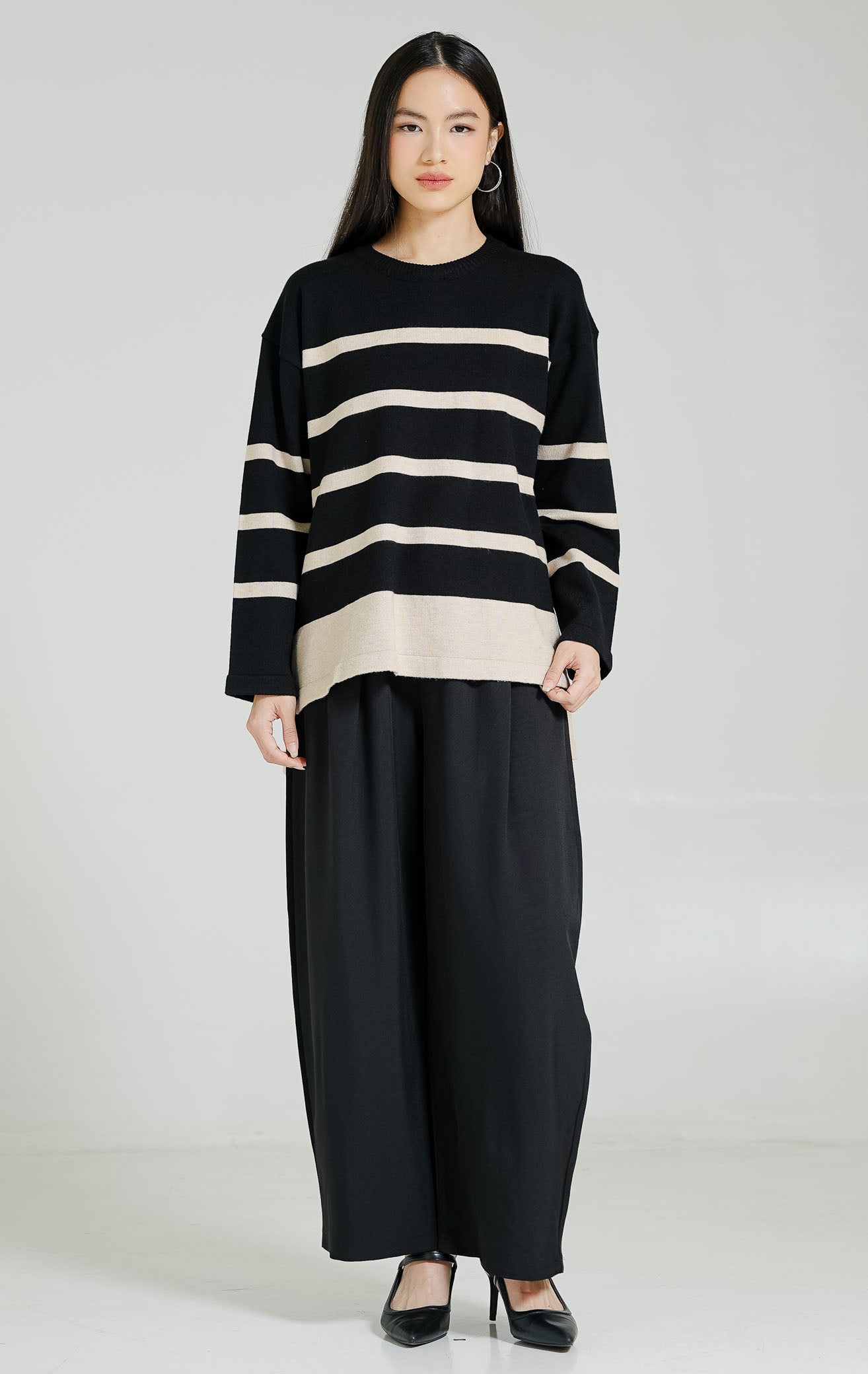 Elwood Sweater Black