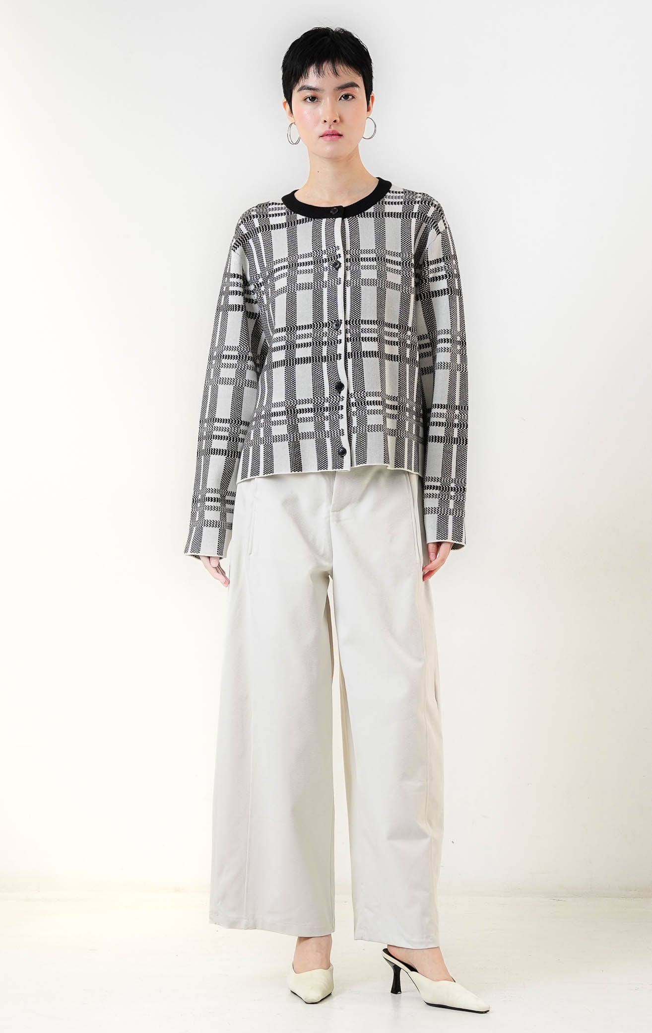 Yamila Cardigan Black