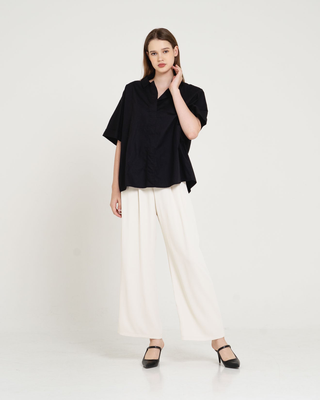 Kelly Oversized Short Sleeve Black Shirt – 611572