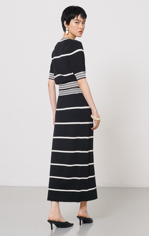 Esmeralda Knit Set Black Striped