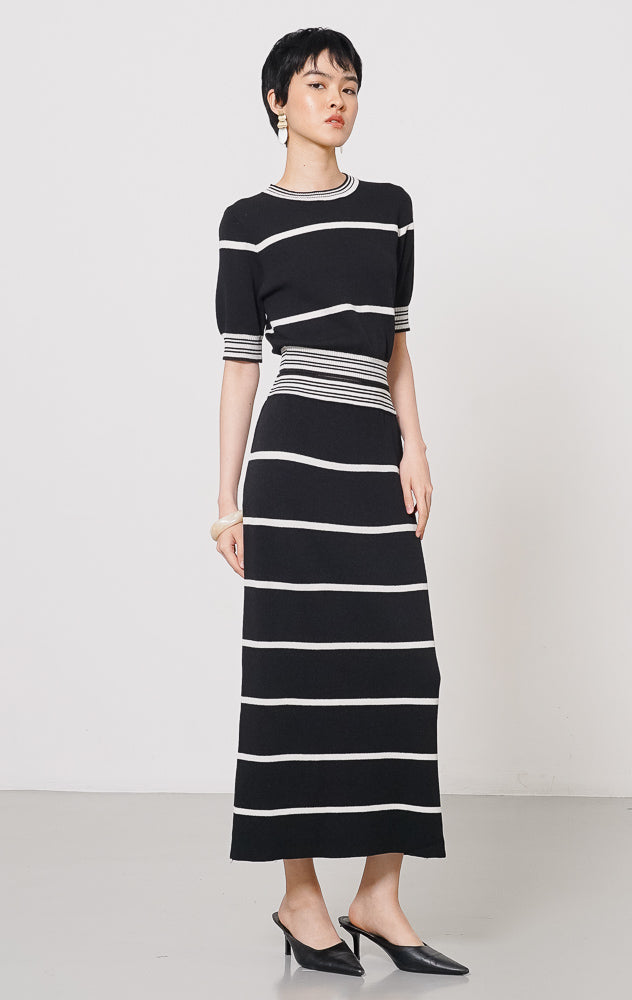 Esmeralda Knit Set Black Striped