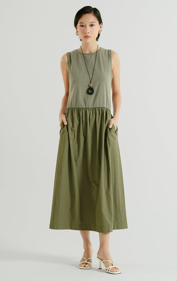 Maevera Dress Olive