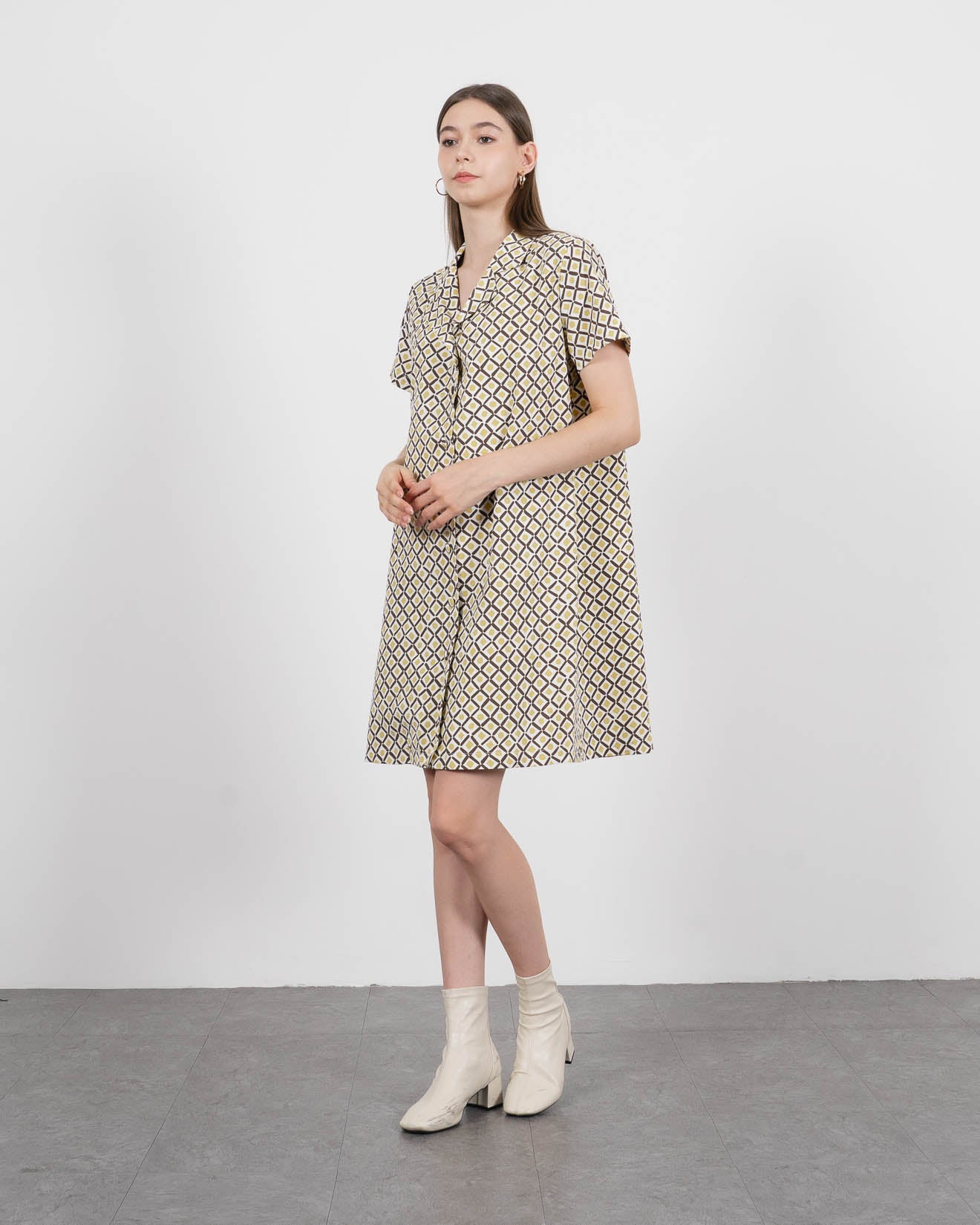 Stevy Printed Oversized Collar Brown Dress – 788324