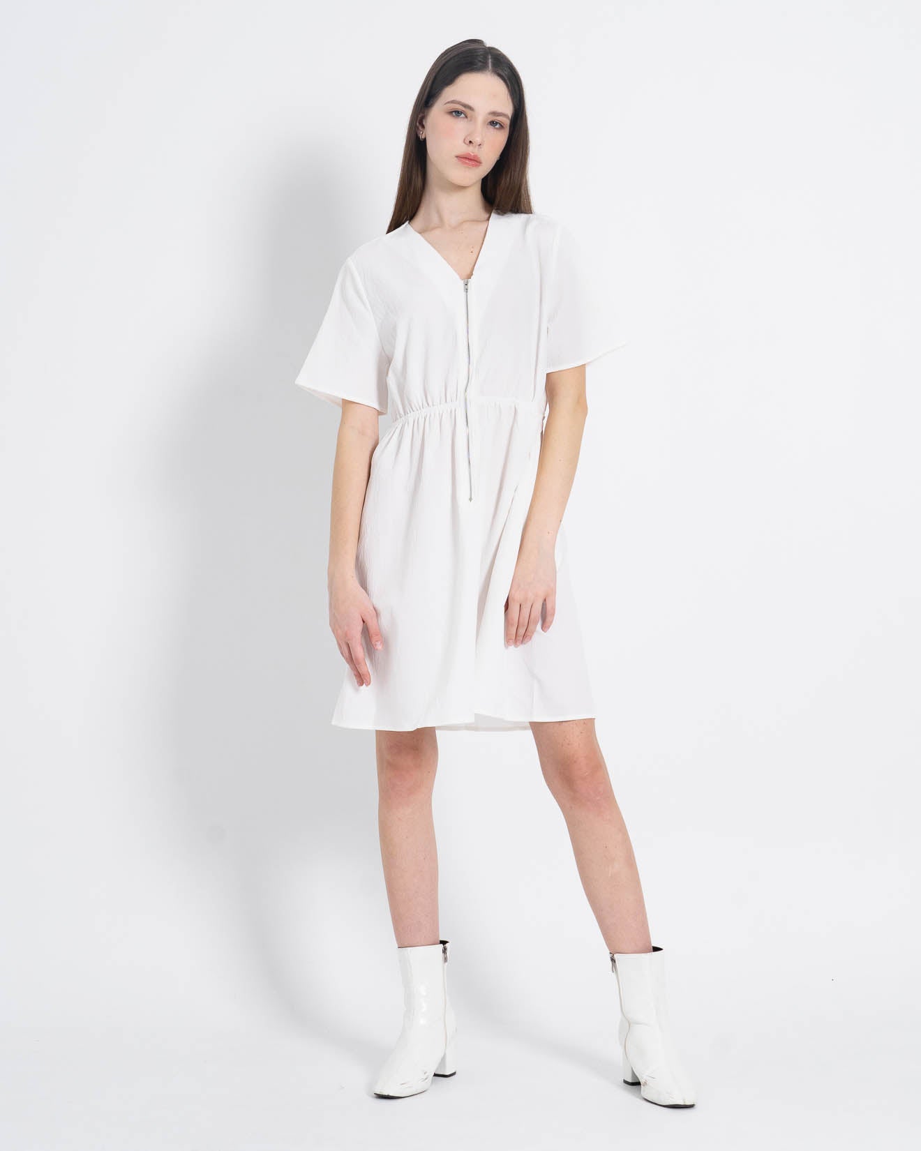 Solana Zipper White Dress – Gaun Midi Wanita - 788929