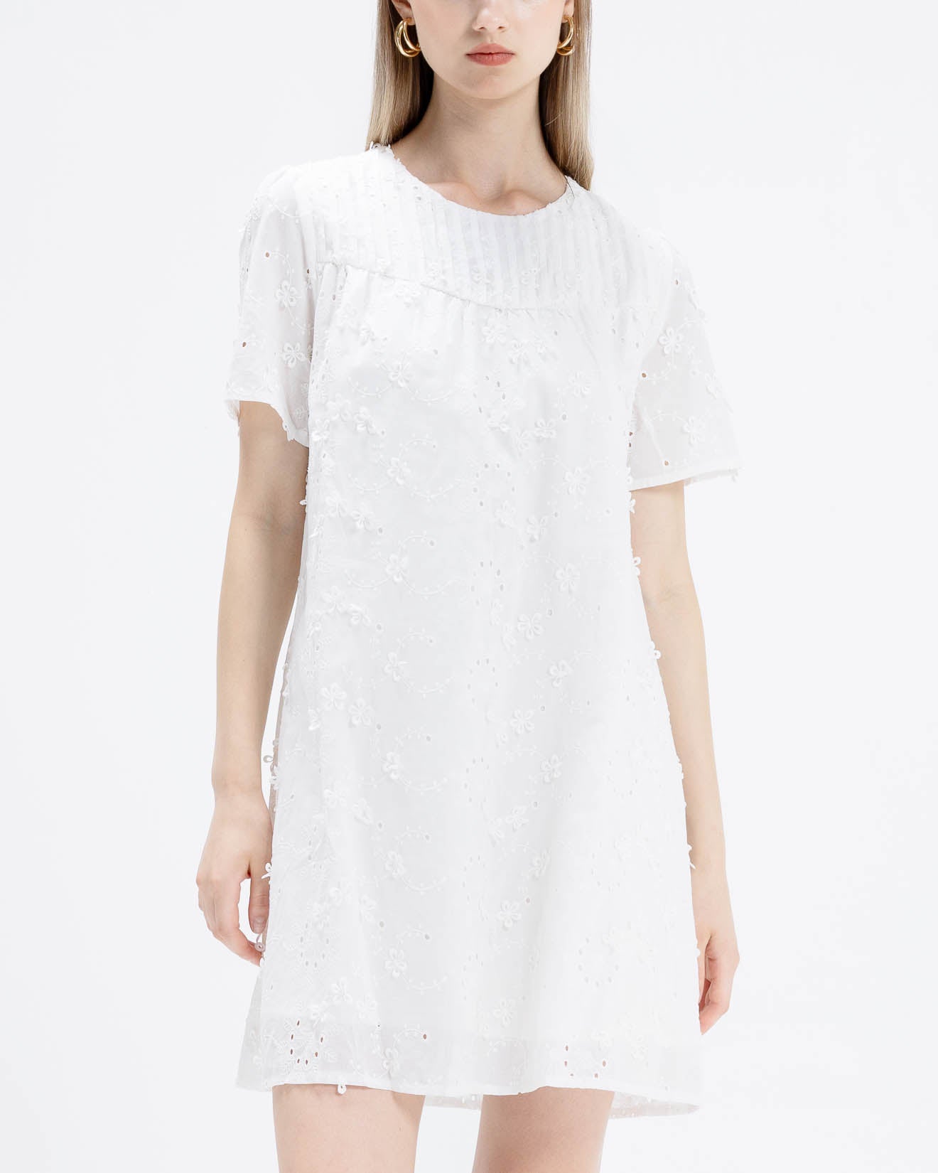 Cassie Crochet White Dress – Gaun Midi Wanita - 789322